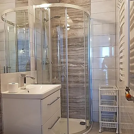 Dw Jarosze Vendégház 3*